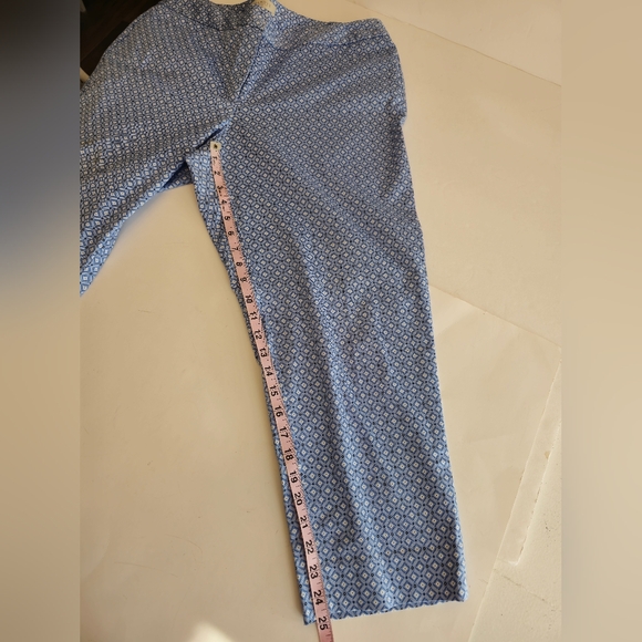 NWOT Talbots Woman Heritage Blue Geo Print Capri Pants Size 14W - Picture 14 of 15